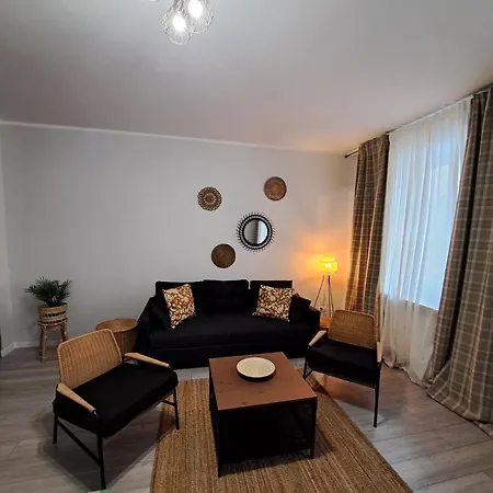 Sleepway Apartment- Strzalowa Apartamento *